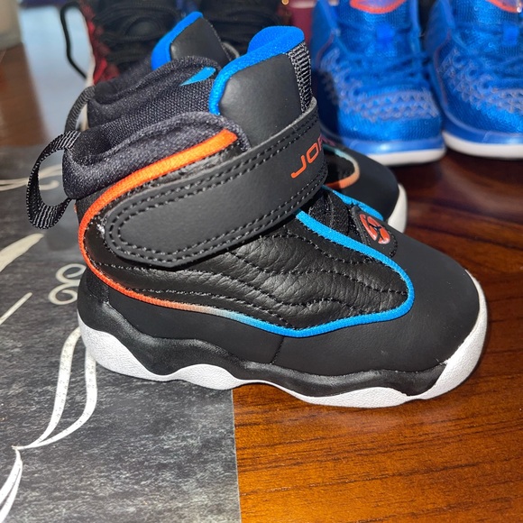 All 3 pairs, ONE PRICE!! - Picture 5 of 11